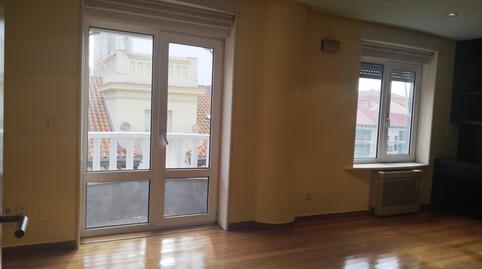 Foto 4 de Oficina de alquiler en Calle de Ruiz Tagle, 3, Centro, Cantabria