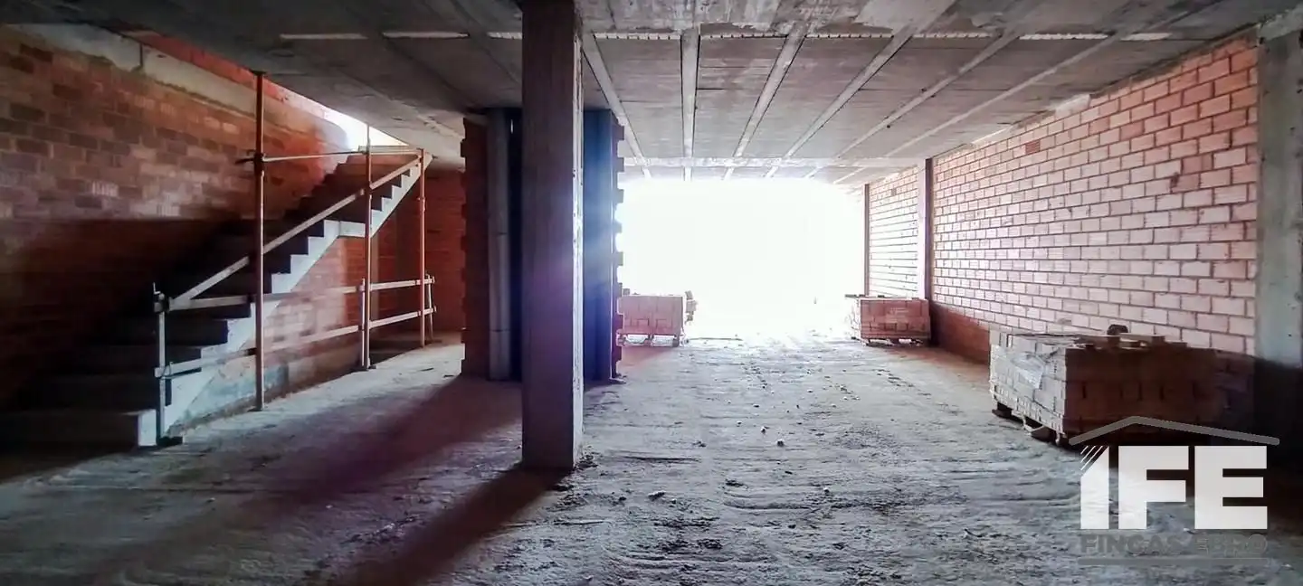 Edifici en venda en Alagón