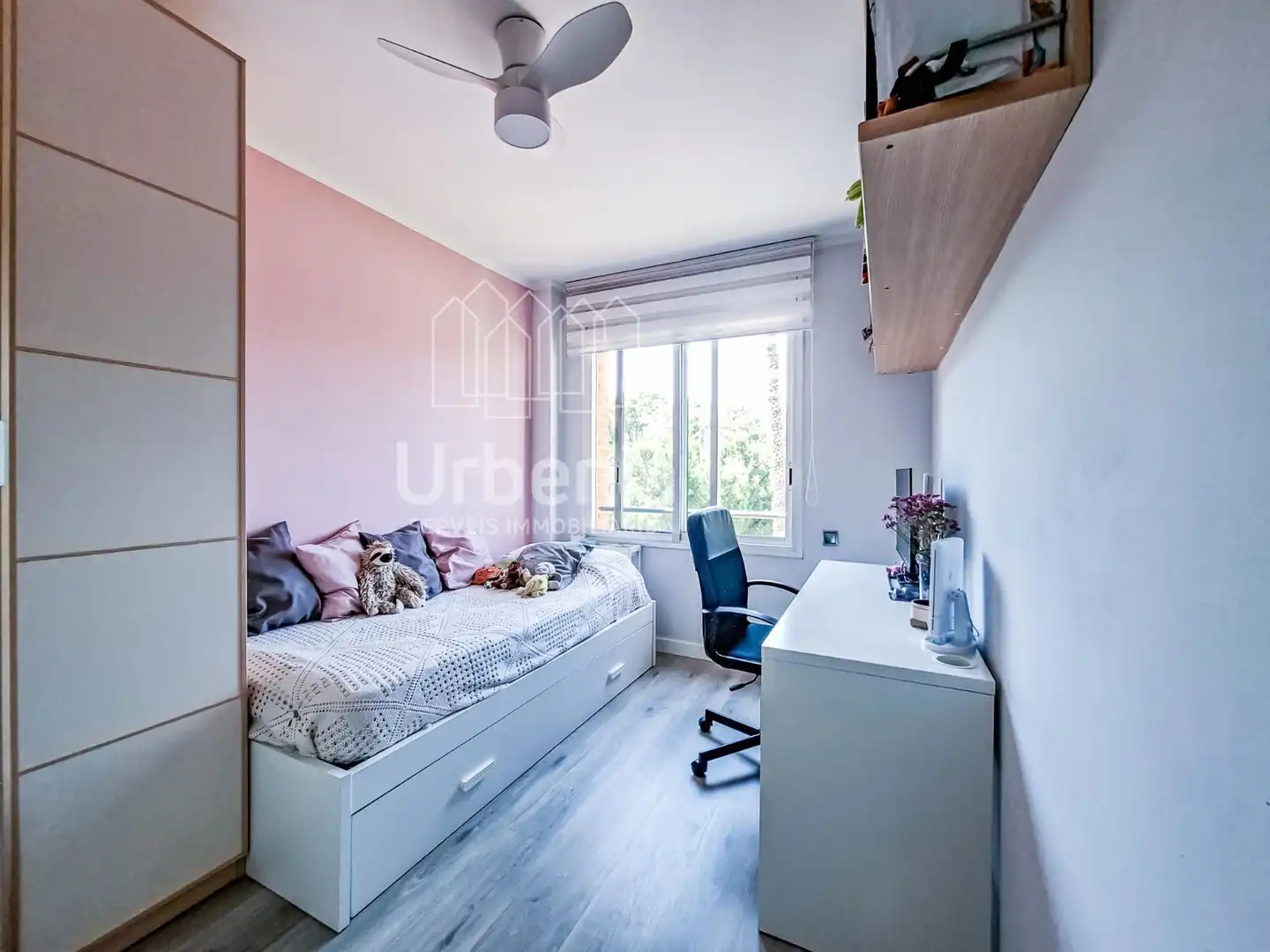 Habitación de Piso en venta en Sant Adrià de Besòs con Aire acondicionado, Calefacción y Terraza