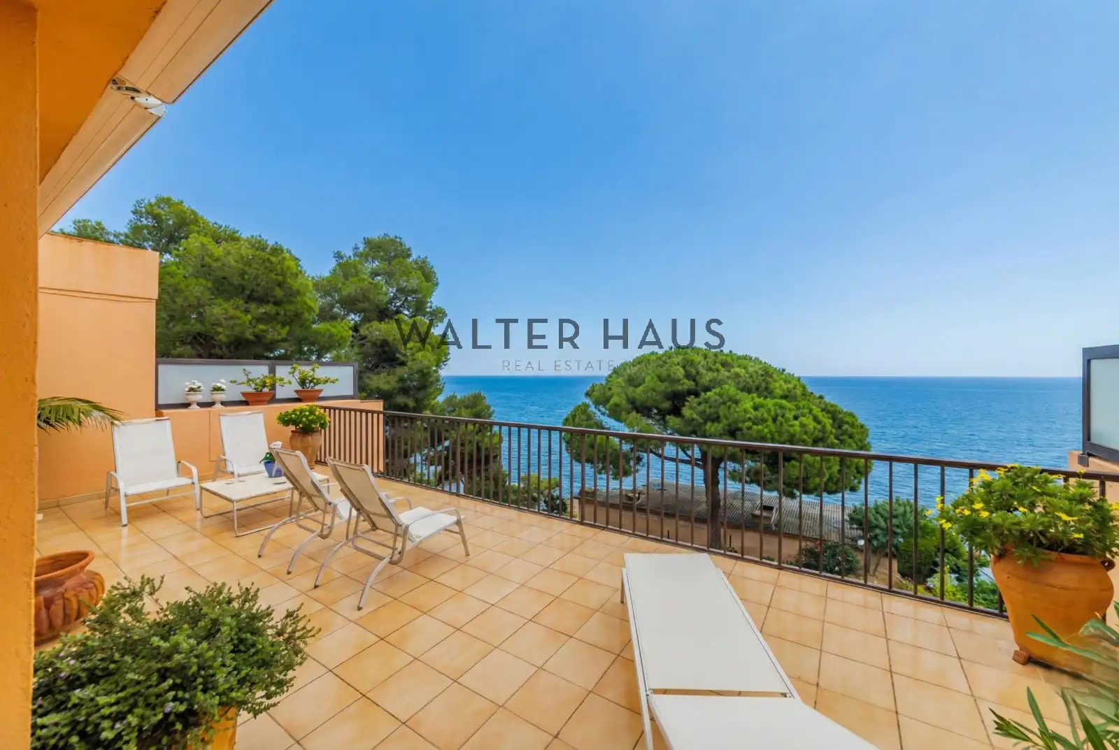 Vista exterior de Casa adosada en venta en Palafrugell con Aire acondicionado, Calefacción y Terraza