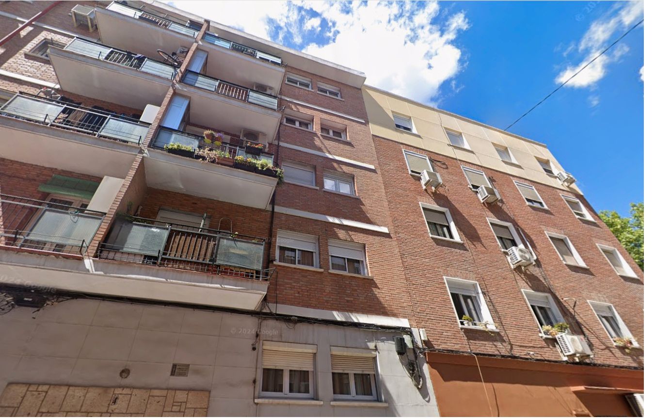 Exterior view of Attic for sale in  Madrid Capital  with Air Conditioner, Heating and Furnished