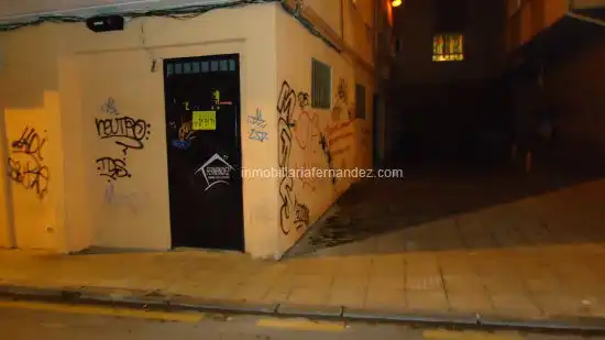 Local comercial en venda a Casco Antiguo