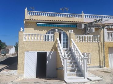 Duplex con giardino in vendita a Zona Carrefour - Urbanizaciones