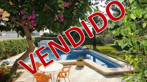 Chalet en venta en Urbanización Roquetas de MarLas Marinas