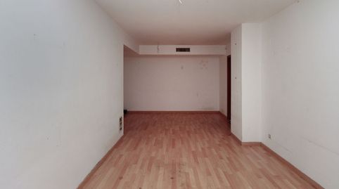 Foto 4 de Pis en venda a C/ María Riba, Via Europa - Parc Central, Mataró