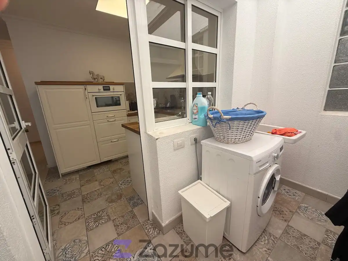 Kitchen of Flat for rent in Las Palmas de Gran Canaria  with Terrace, Furnished and Oven