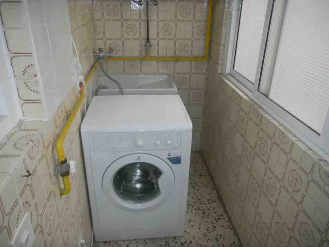 Baño de Piso de alquiler en Tarragona con Terraza, Amueblado y Horno