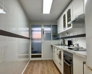 Kitchen of Flat to rent in Manises