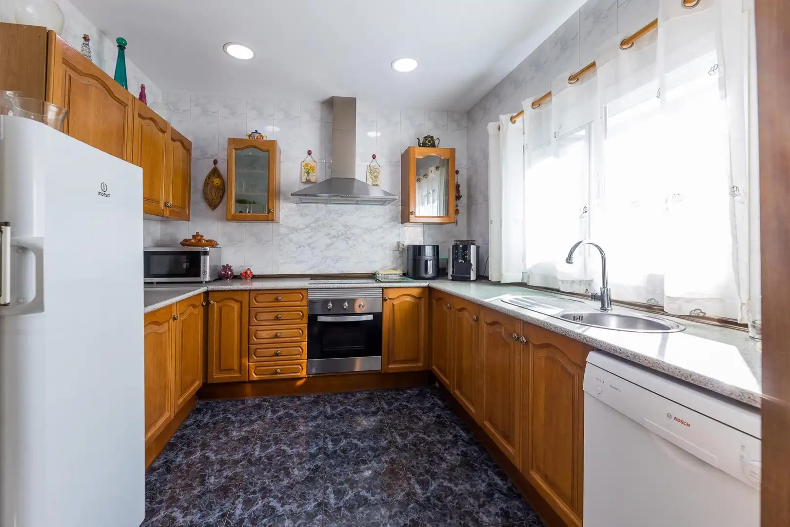 Kitchen of Houses for sale in Llevant