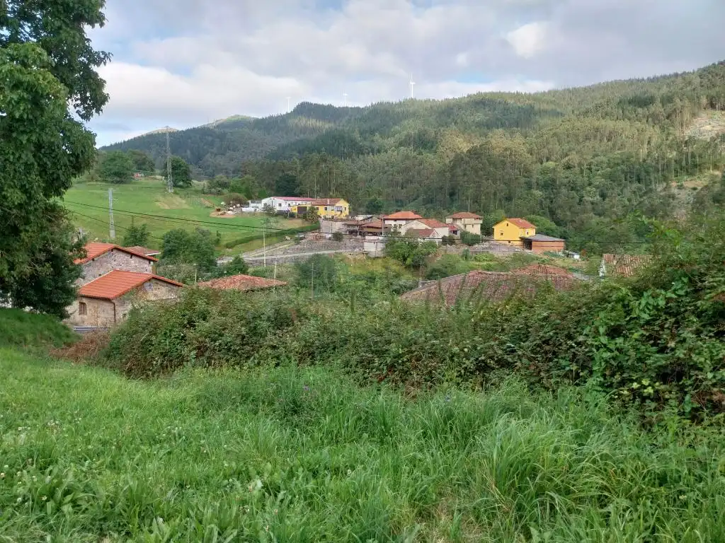 Terreny residencial en venda a AS-237 2