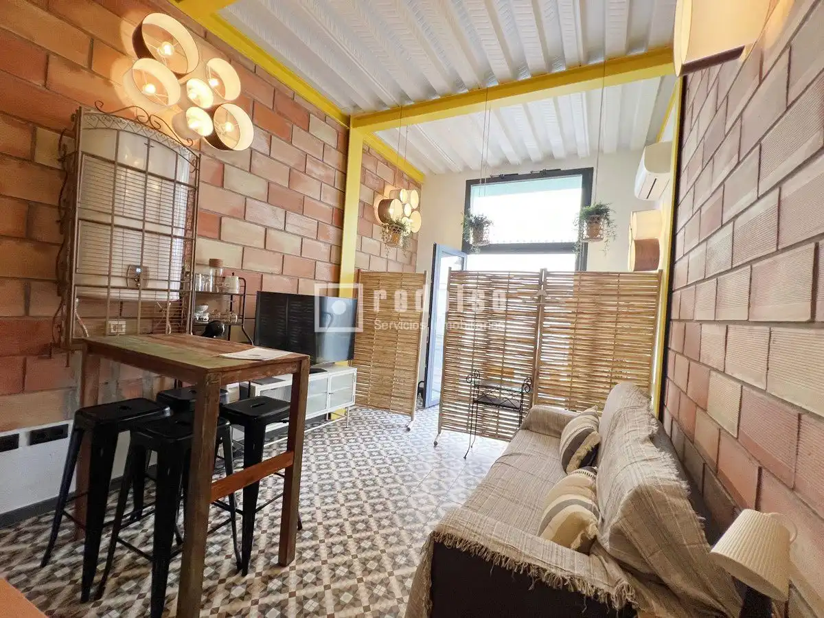 Wohnzimmer von Gebäude zum Verkauf in Rincón de la Victoria