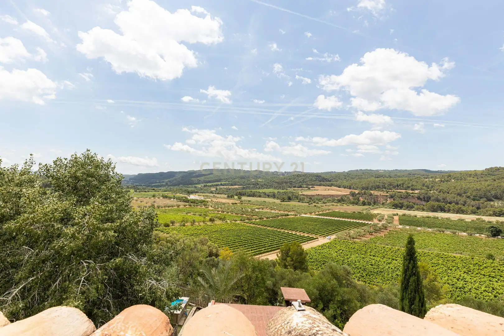 Country homes for sale in Piera  with Air Conditioner, Private garden and Storage room