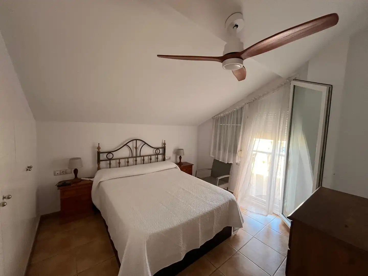 Schlafzimmer von Dachboden zur Miete in Jávea / Xàbia mit Klimaanlage, Heizung und Terrasse