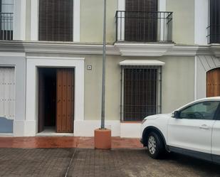 Vista exterior de Casa adosada de lloguer en Villaverde del Río amb Aire condicionat, Terrassa i Balcó