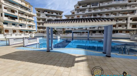 Foto 2 de Apartamento en venta en Avenida de Holanda, 43, Los Europeos, Torrevieja
