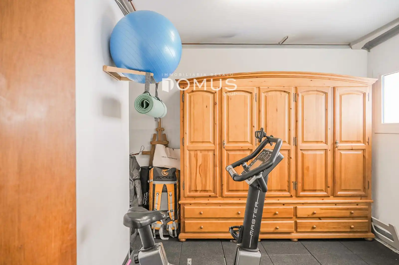 Bedroom of Houses for sale in Besalú  with Air Conditioner, Private garden and Terrace