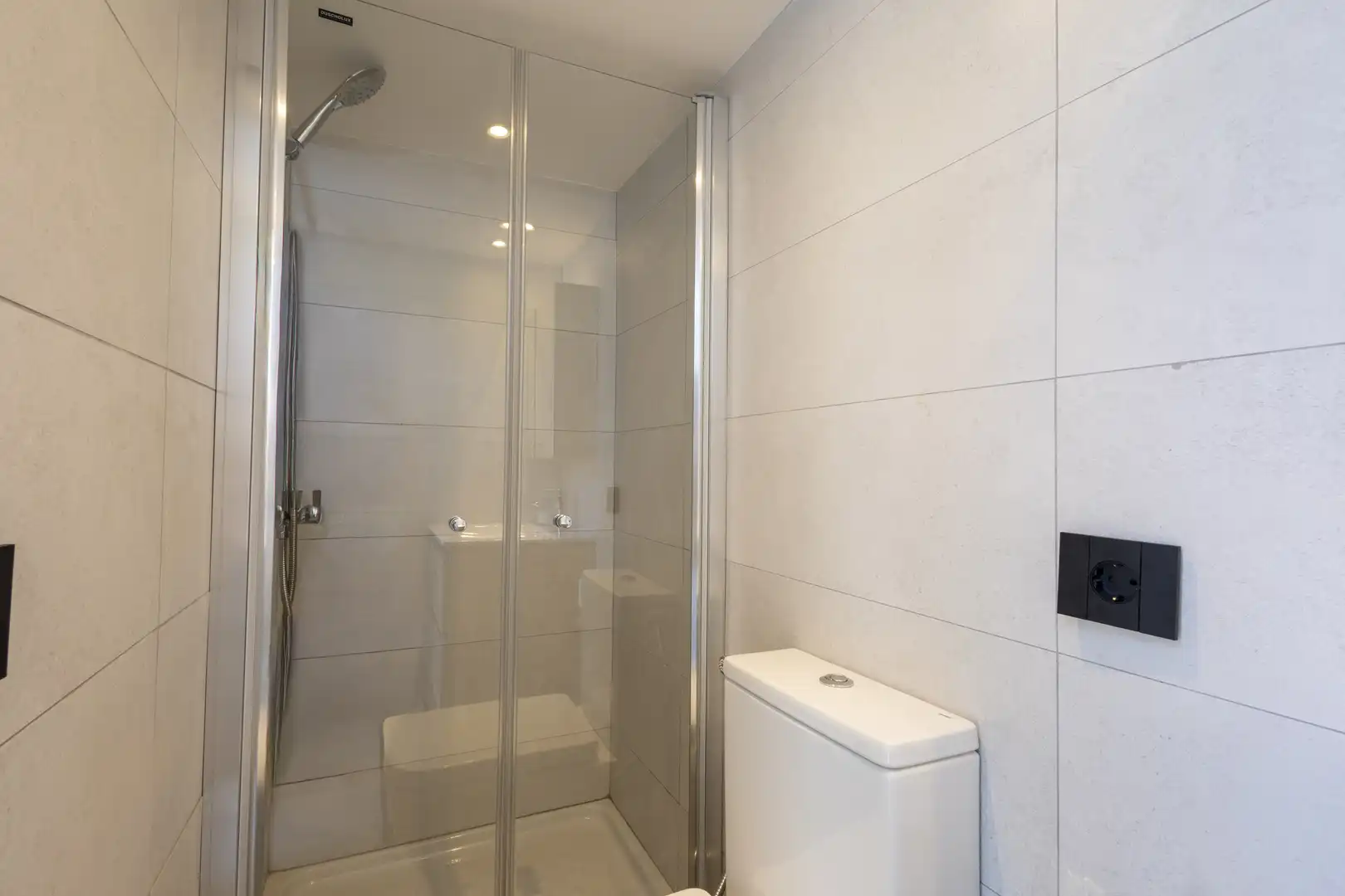 Badezimmer von Haus oder Chalet zum Verkauf in Adeje mit Klimaanlage, Privatgarten und Terrasse