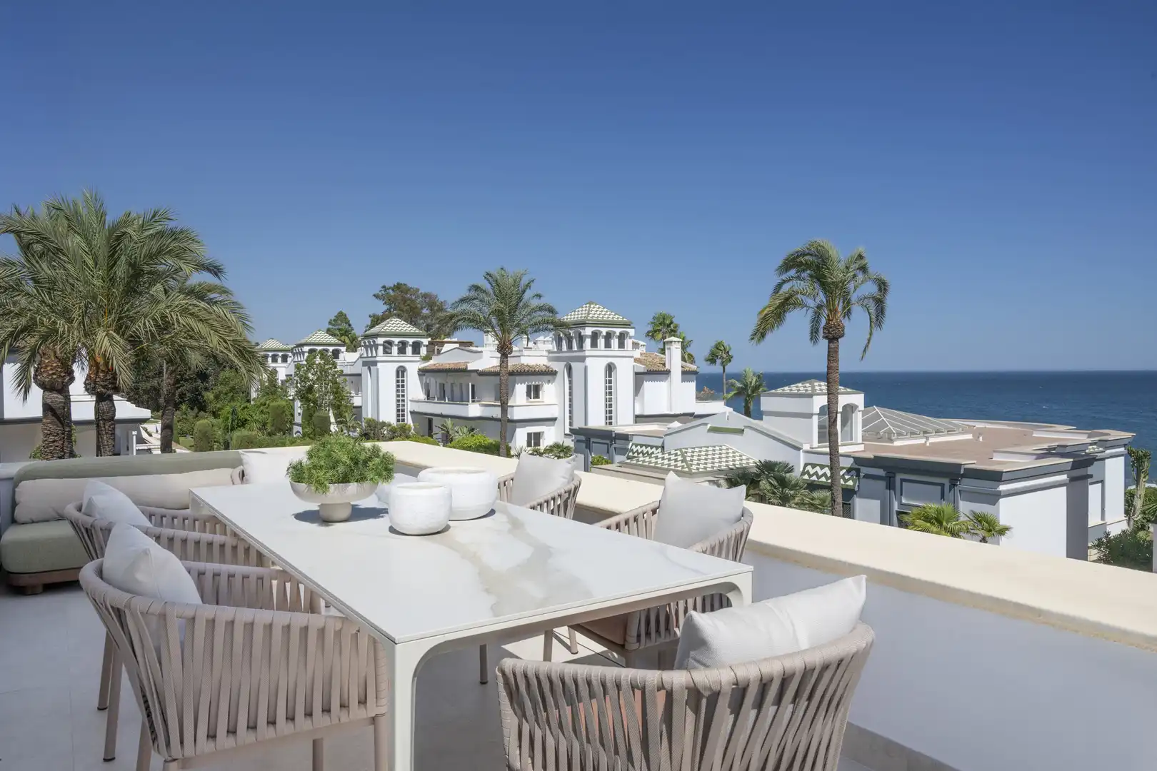 Penthouse with pool for sale in Selwo, imagen 11