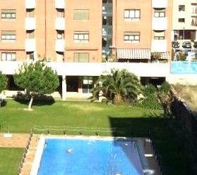 Swimming pool of Flat for sale in  Logroño  with Air Conditioner, Private garden and Parquet flooring