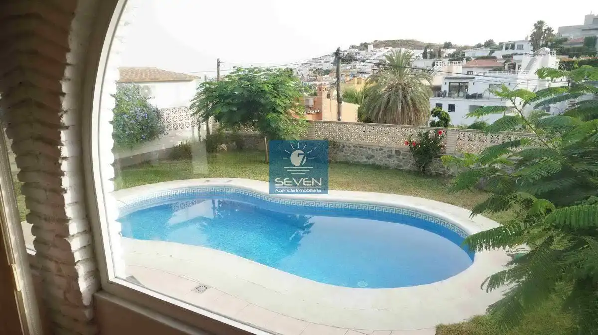 Villa con piscina in vendita a Los Almendros, imagen 11