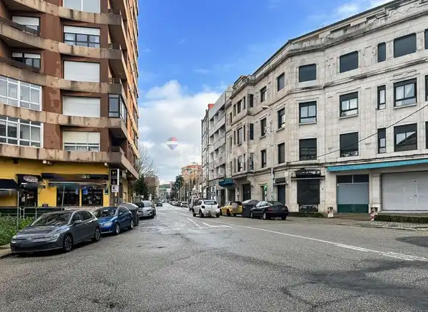 Vista exterior de Piso en venta en Vigo  con Calefacción y Trastero