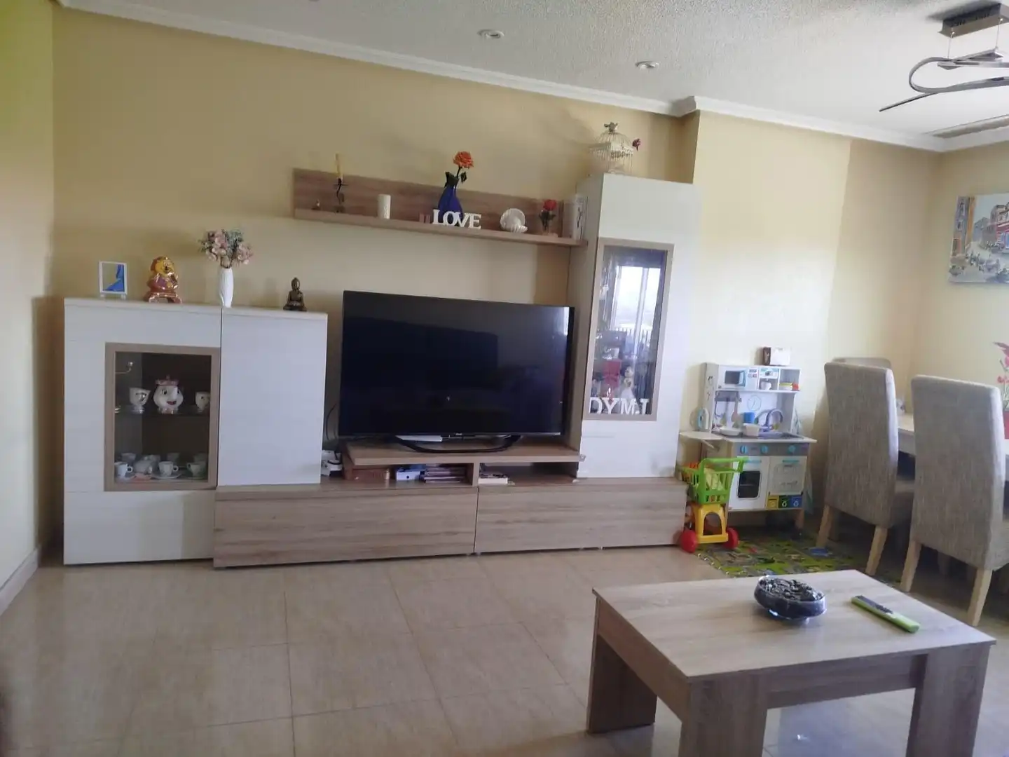 Sala de estar de Apartamento en venta en Almoradí con Aire acondicionado, Trastero y Balcón