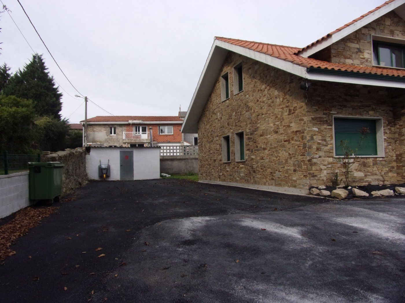 Country house for sale in Santa Comba