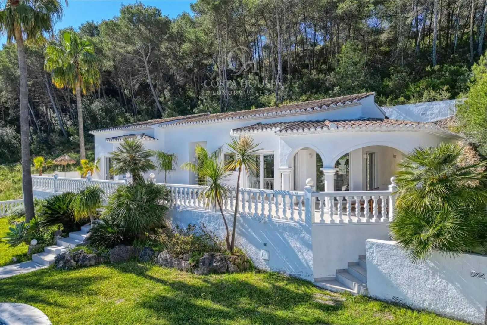 Vista exterior de Casa o xalet en venda en Jávea / Xàbia amb Aire condicionat, Calefacció i Jardí privat