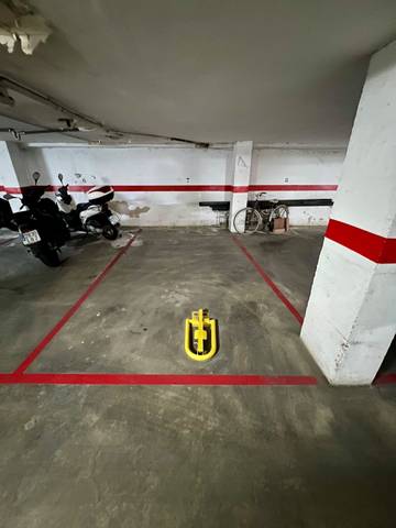 Garaje en Venta en Indústria, 3 en Avinguda Catalunya