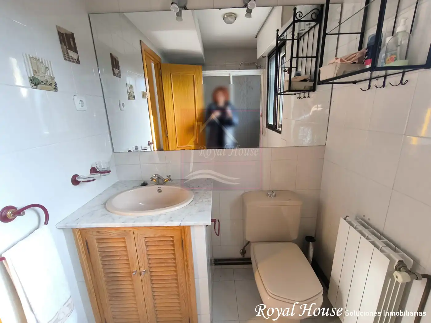 Bany de Casa adosada en venda en Galapagar amb Calefacció, Jardí privat i Terrassa