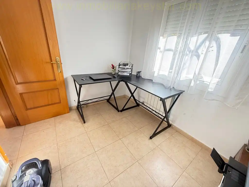 Maison mitoyenne avec terrasse à louer à Olivella, imagen 17