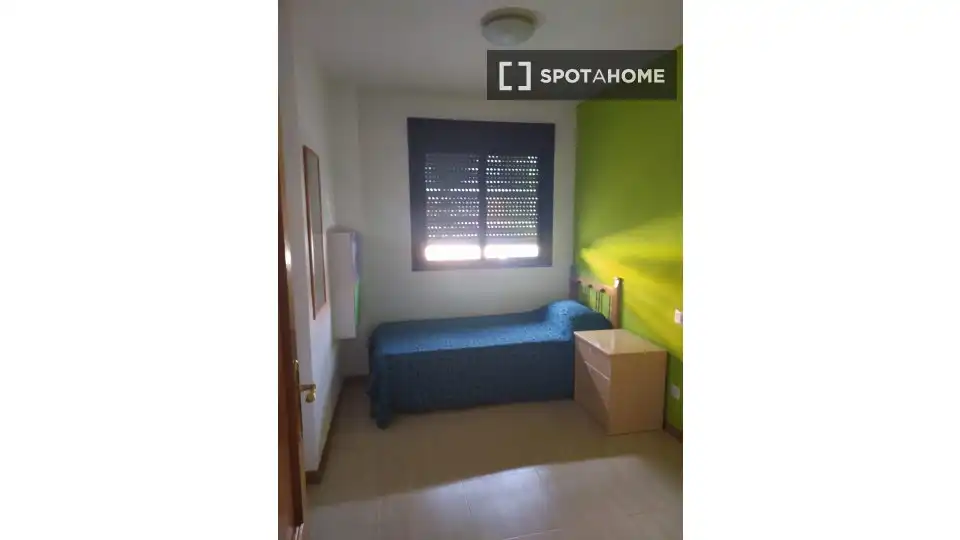 Room in Picassent