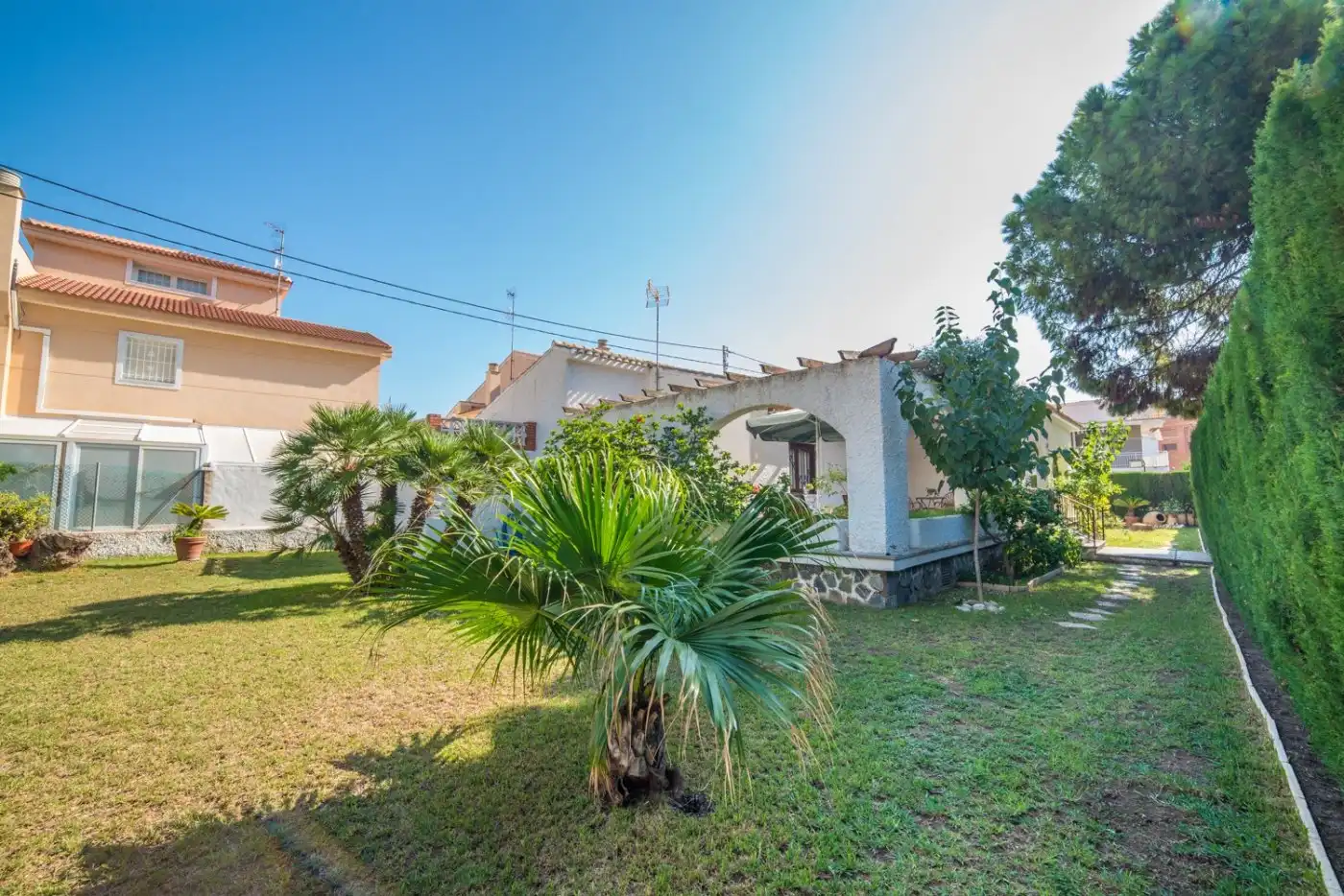 Country homes for sale in Avenida de las palmeras, Lo Pagán