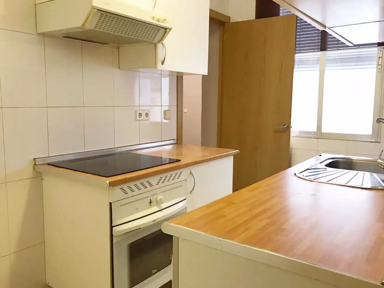 Cocina de Piso de alquiler en Madrid