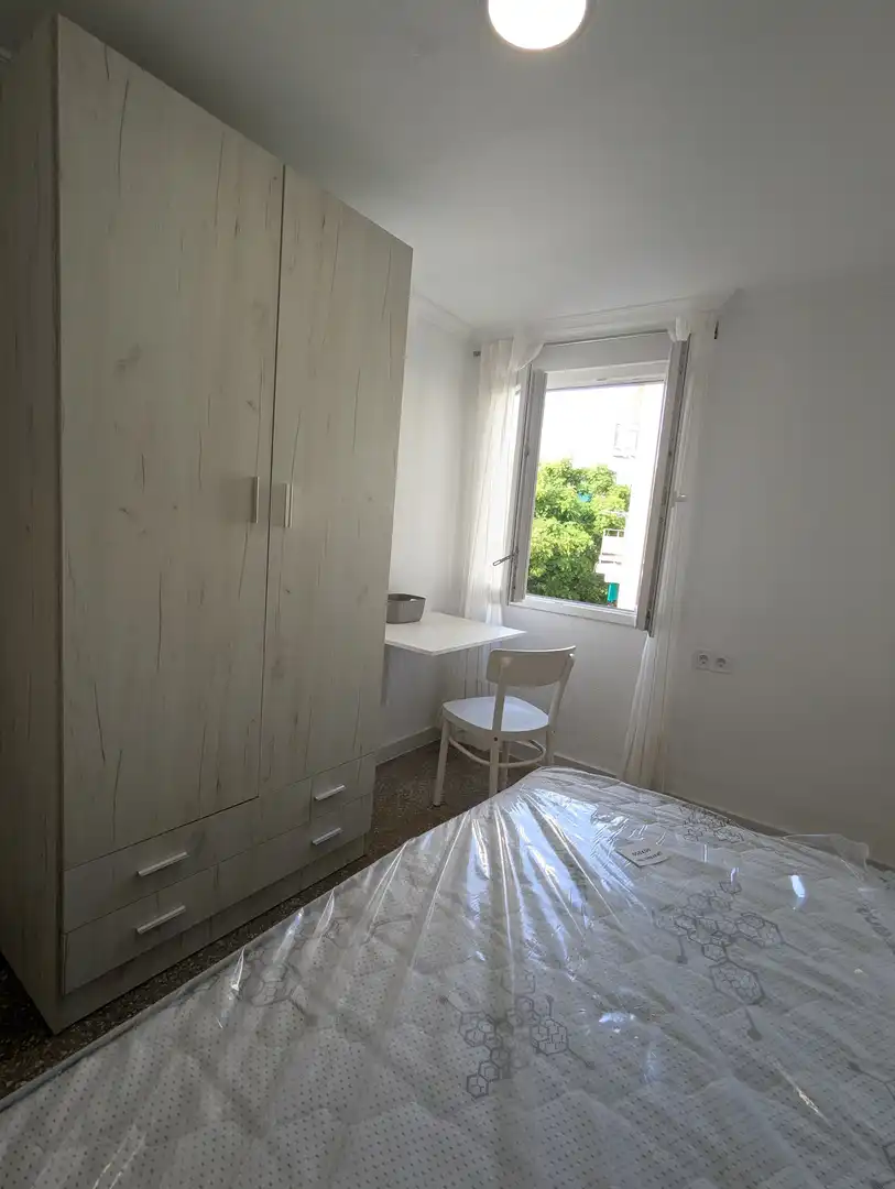 Bedroom of Flat for sale in Paterna