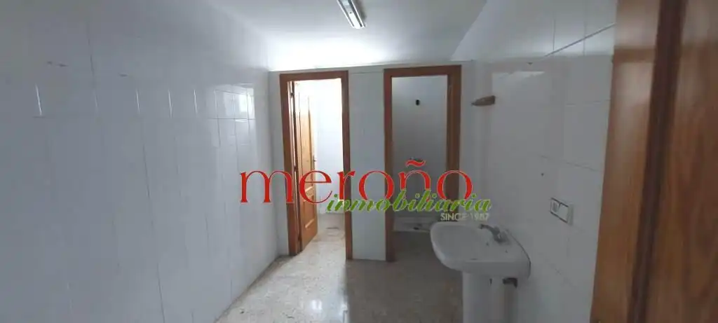 Baño de Nave industrial de alquiler en Aspe