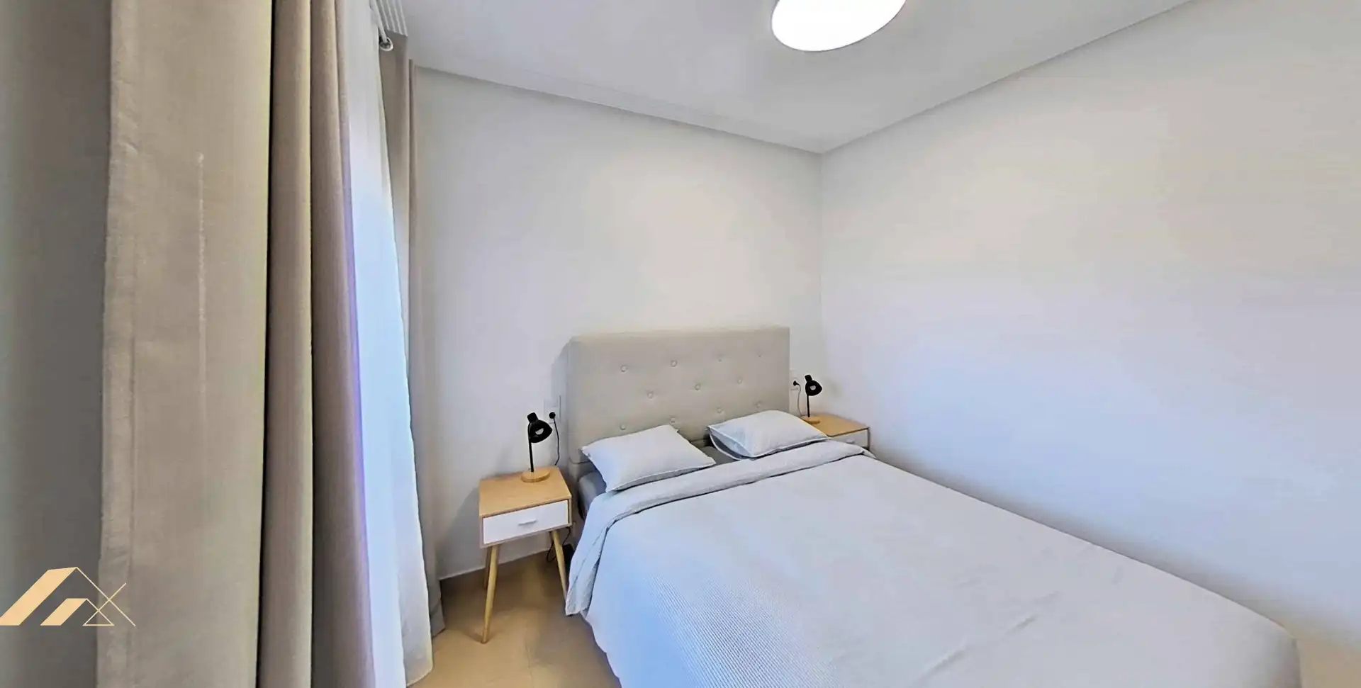 Dormitori de Apartament en venda en Orihuela Costa