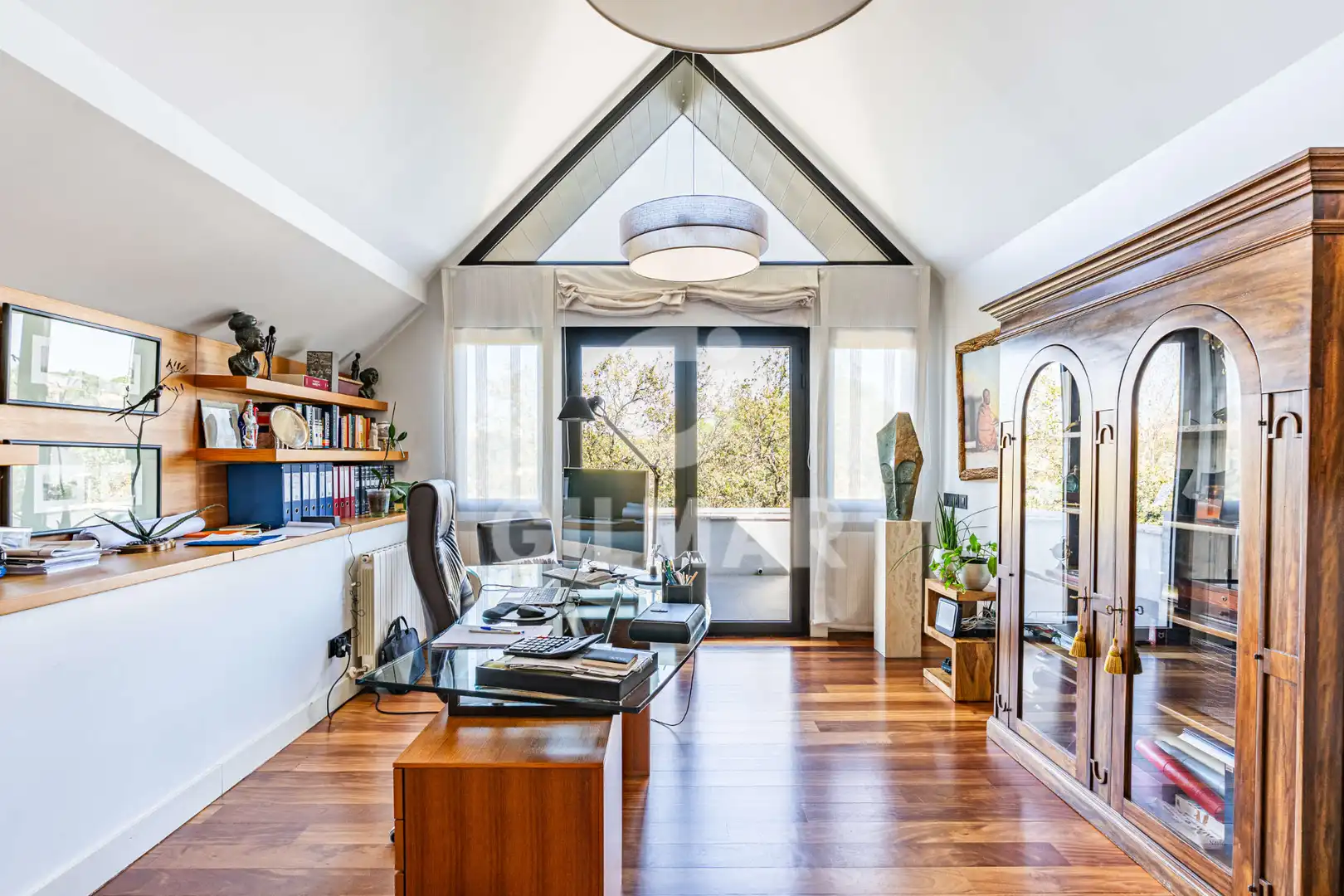 Sala de estar de Casa o chalet en venta en Las Rozas de Madrid con Aire acondicionado, Calefacción y Jardín privado