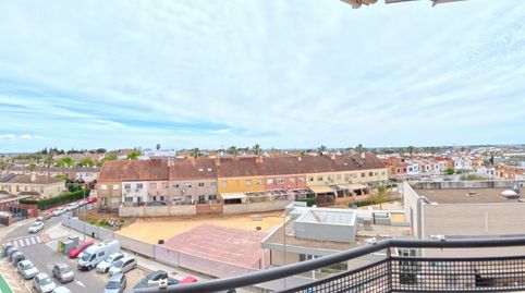 Foto 3 de Piso en venta en Casco Antiguo, Mairena del Aljarafe