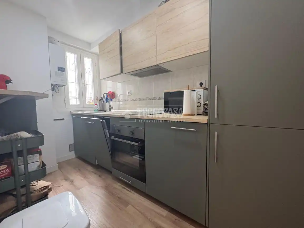 Cocina de Piso de alquiler en Madrid
