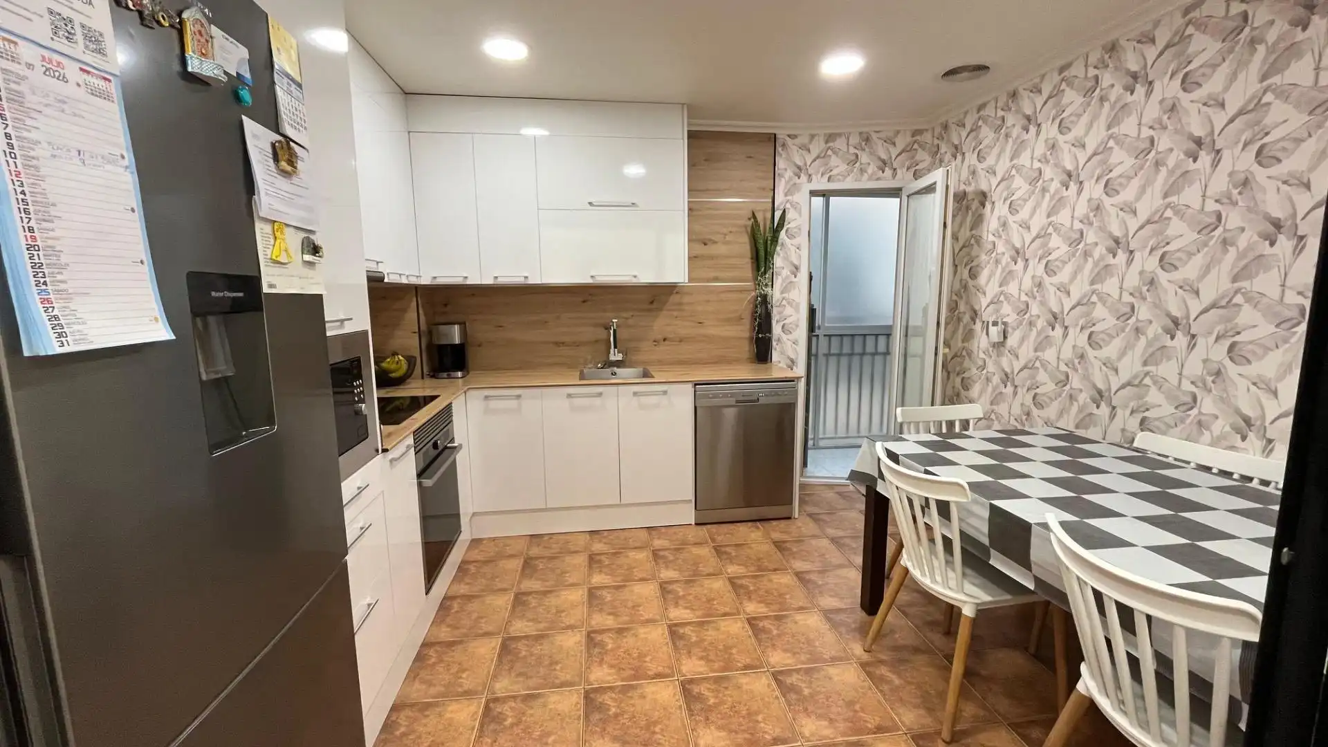 Kitchen of Flat for sale in Elche / Elx  with Air Conditioner, Furnished and Balcony