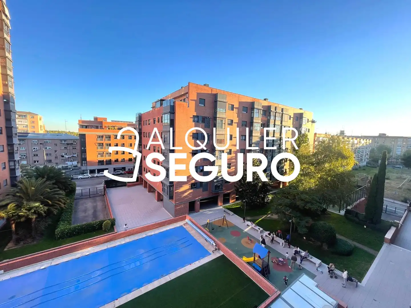 Exterior view of Flat for rent in Ciudad Lineal