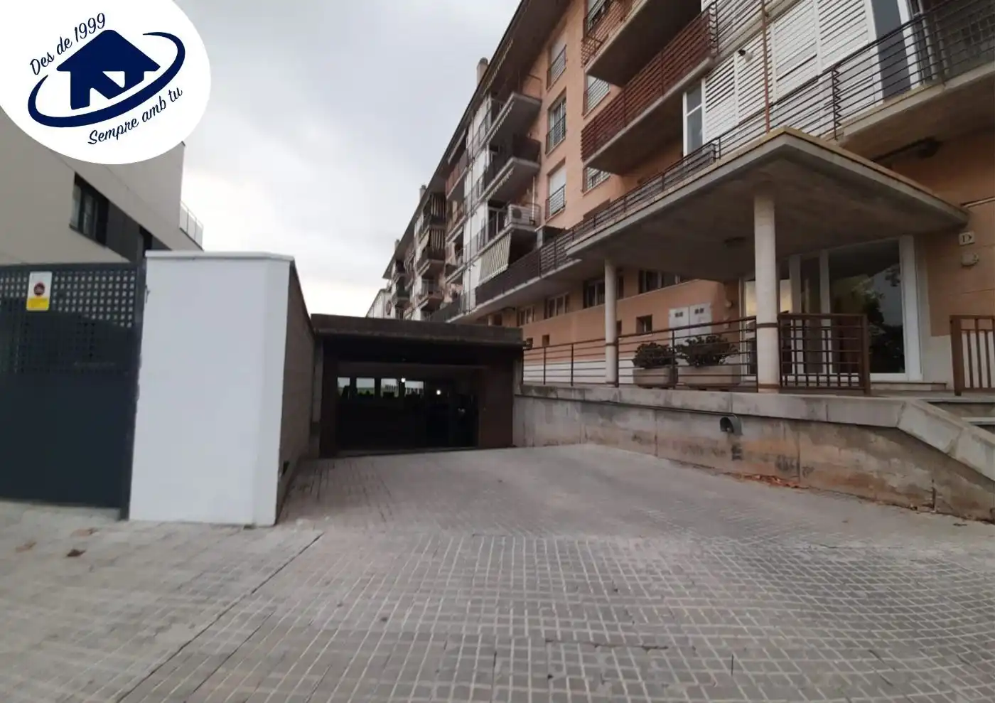 Aparcamiento en venta en Poble, imagen 2