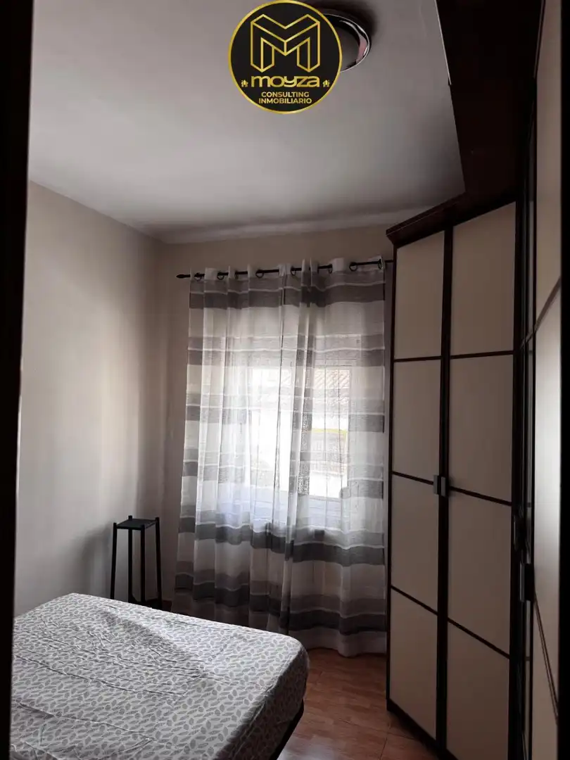 Schlafzimmer von Wohnung zur Miete in Linares mit Klimaanlage und Heizung