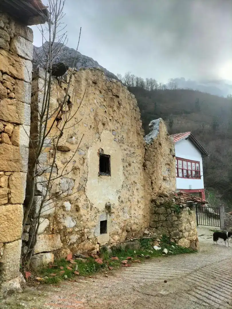 Vista exterior de Pis en venda en Quirós