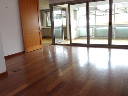 Bedroom of Flat for sale in  Sevilla Capital  with Air Conditioner, Terrace and Storage room
