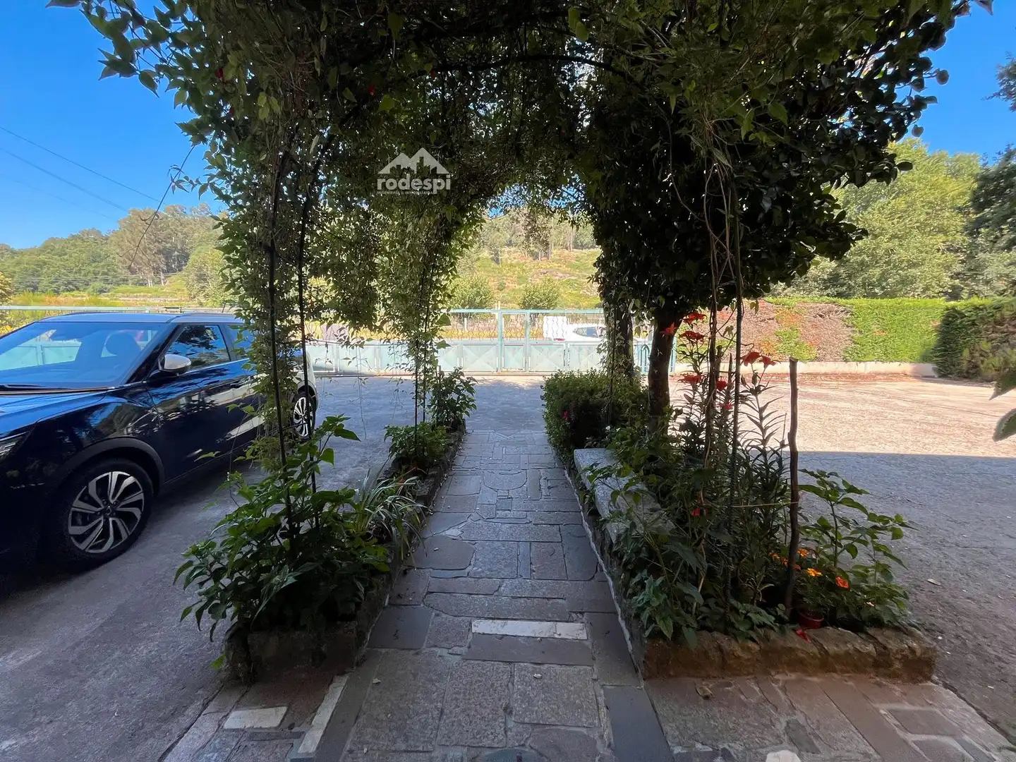 Jardín de Casa o chalet en venta en Beade  con Trastero, Piscina y Amueblado