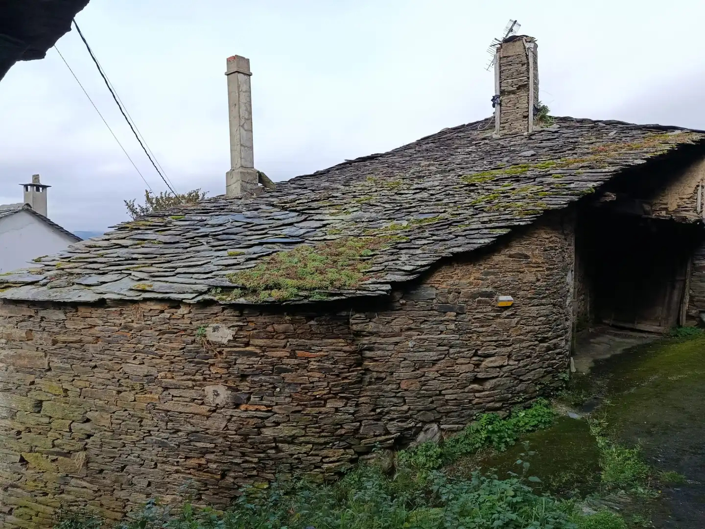 Vista exterior de Finca rústica en venda en A Pontenova   amb Jardí privat, Terrassa i Balcó