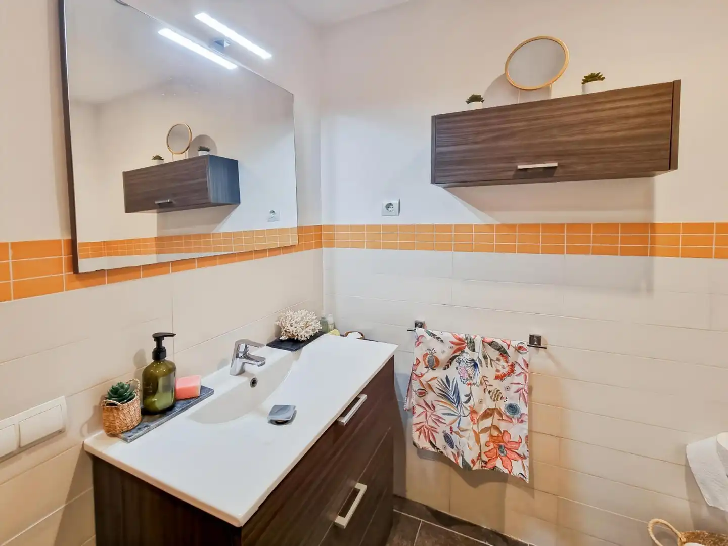 Baño de Piso en venta en Mataró con Aire acondicionado, Calefacción y Alarma