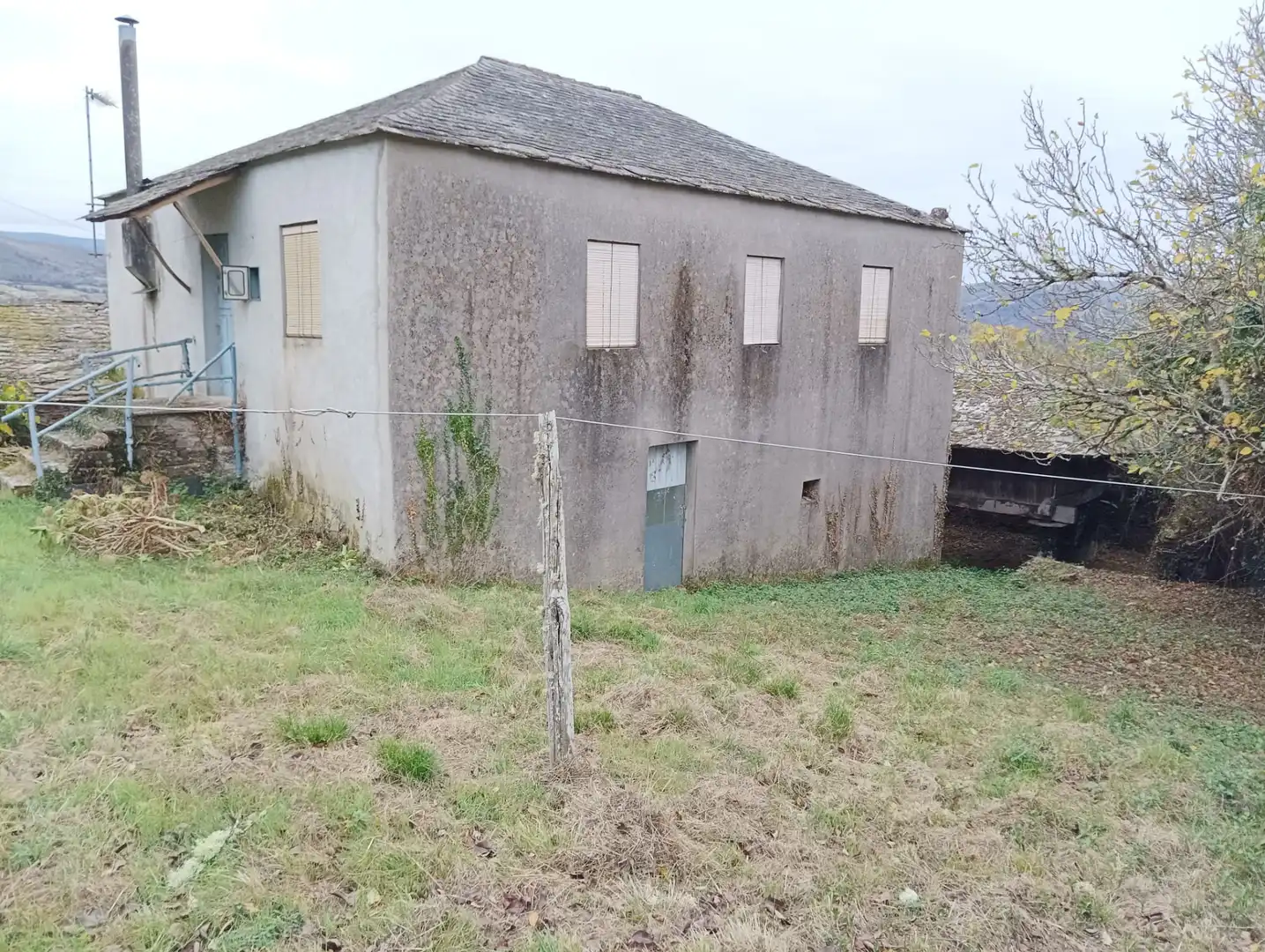 Casa o chalet en venta en Navia de Suarna con Jardín privado, Terraza y Amueblado
